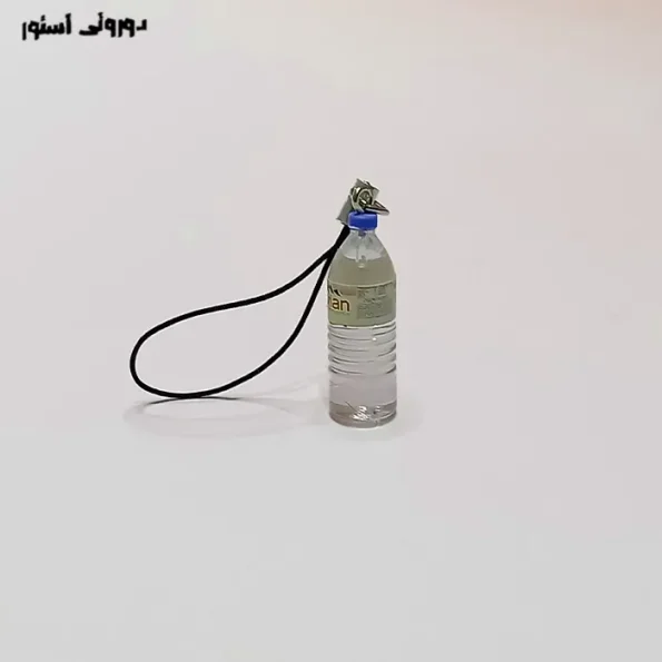 آویز گوشی و کیف پول آب معدنی